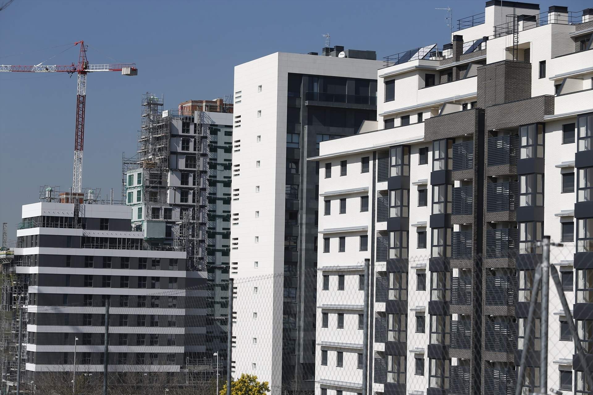 La multa de fins a 100.000 euros que et posa Hisenda per vendre un habitatge massa barat