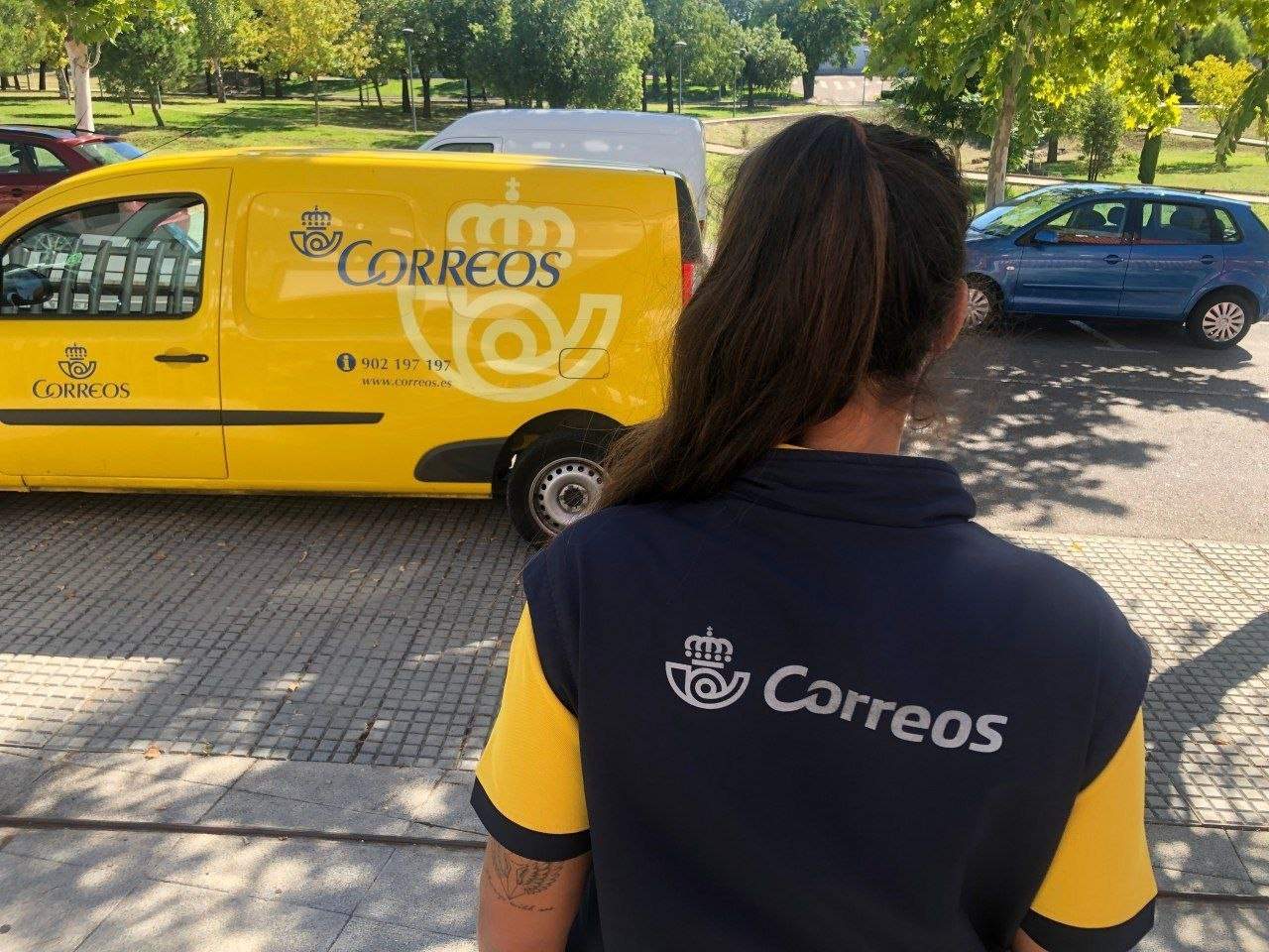 La SEPI aprueba un plan para Correos para revertir sus pérdidas