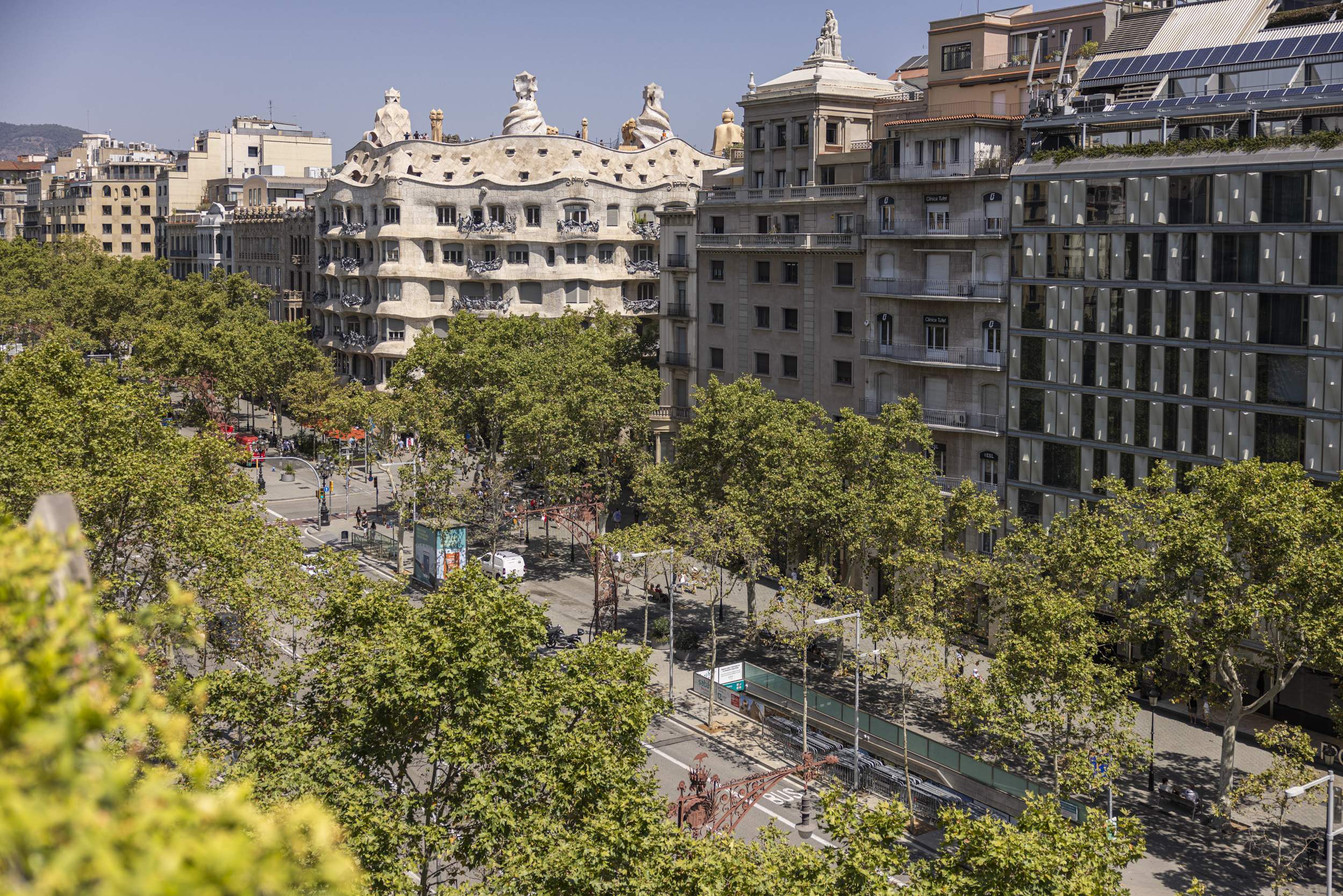 Així s'ha encarit el metre quadrat dels comerços al passeig de Gràcia en 15 anys