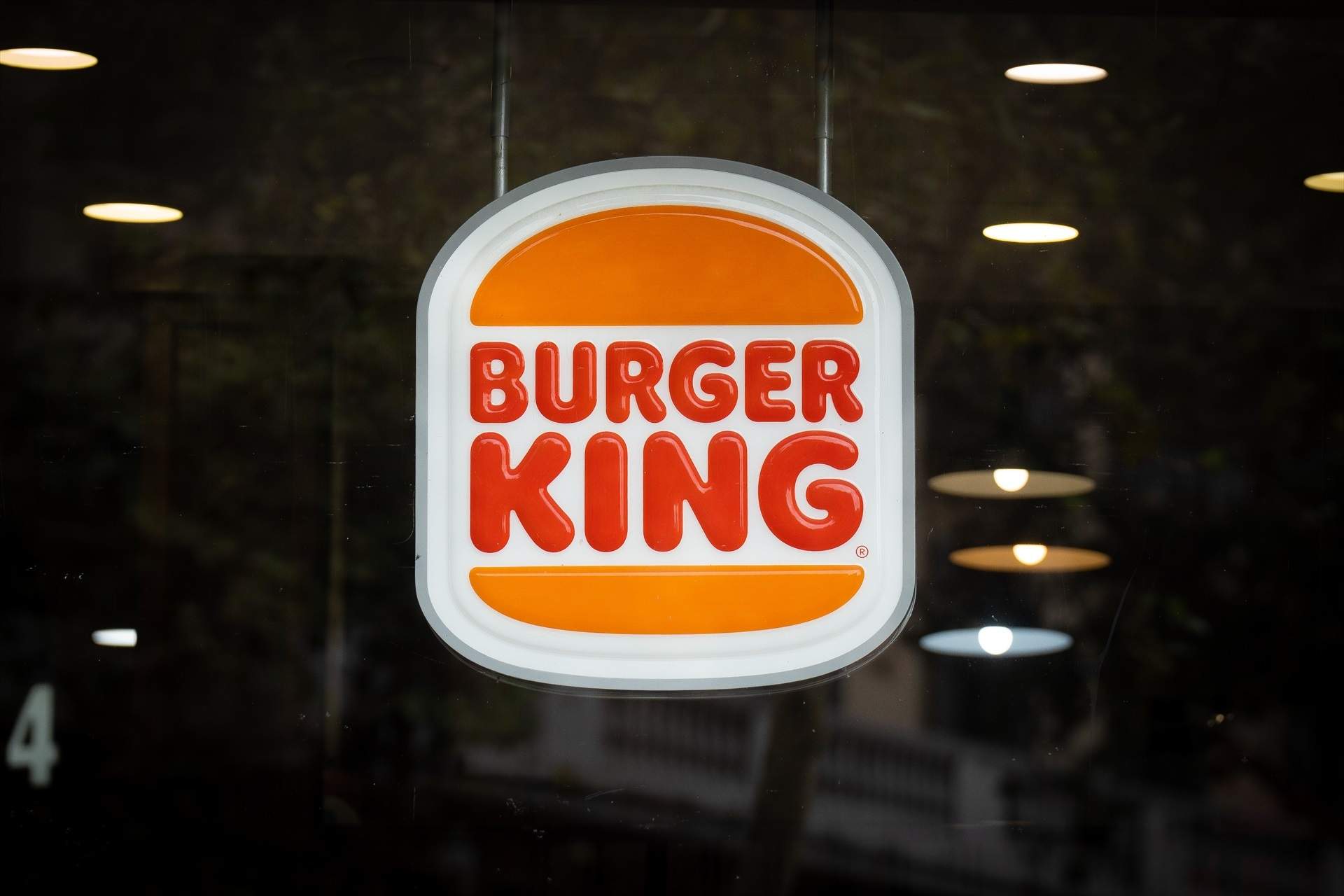 Cops de calor al Burger King de Cambrils: 10 treballadors atesos a més de 40 graus sense aire