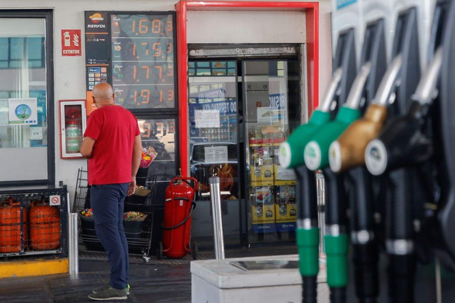 Els preus pugen un 2,8% el 2024 pel repunt dels combustibles i el lleure