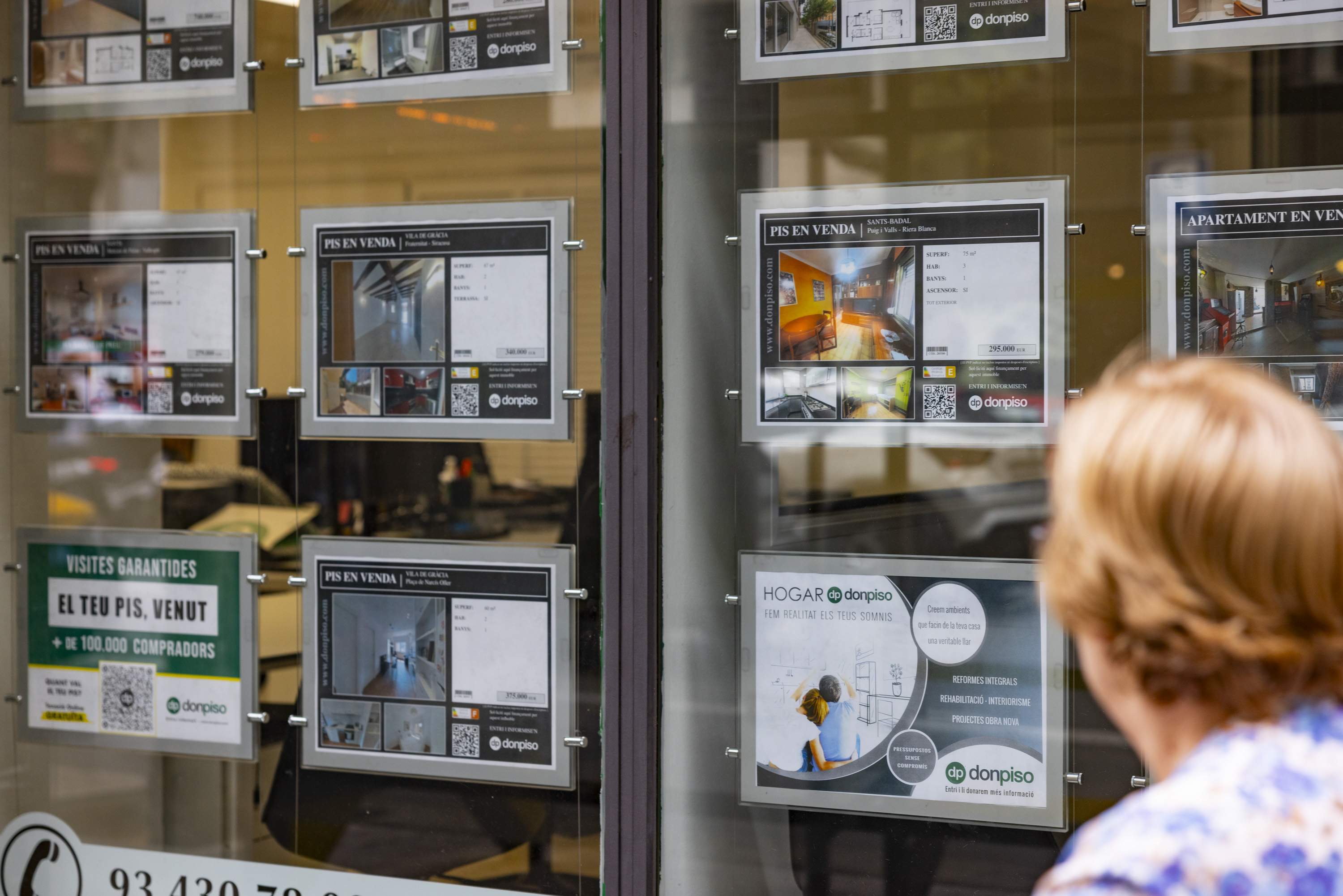 Promotores y APIs alertan que se agrava la crisis de la vivienda en Catalunya