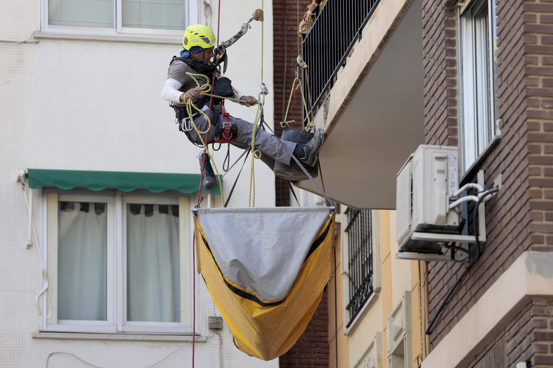 trabajador empleado efe