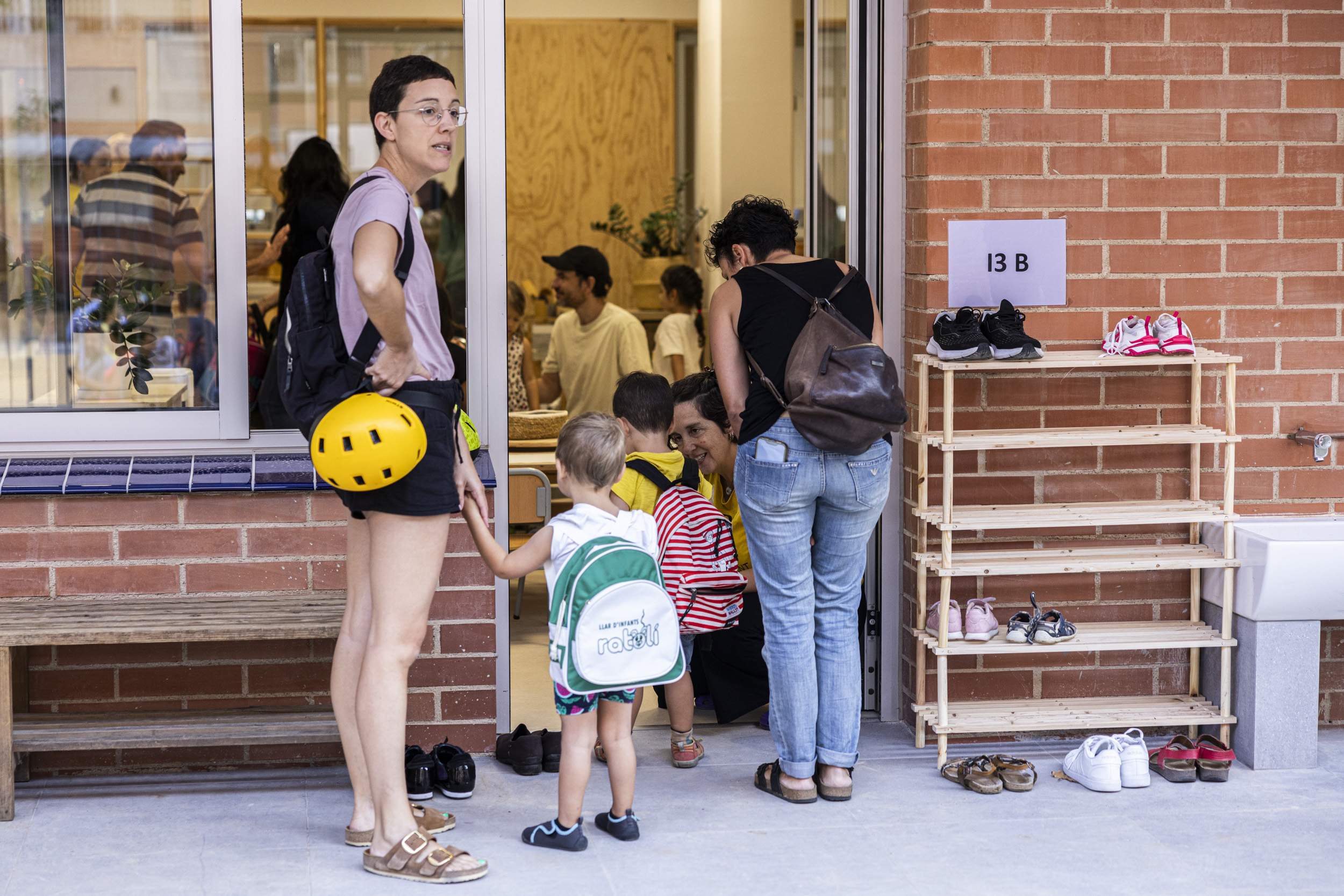 ¿Cómo solicitar las ayudas para el comedor escolar 2024-25 en Barcelona?