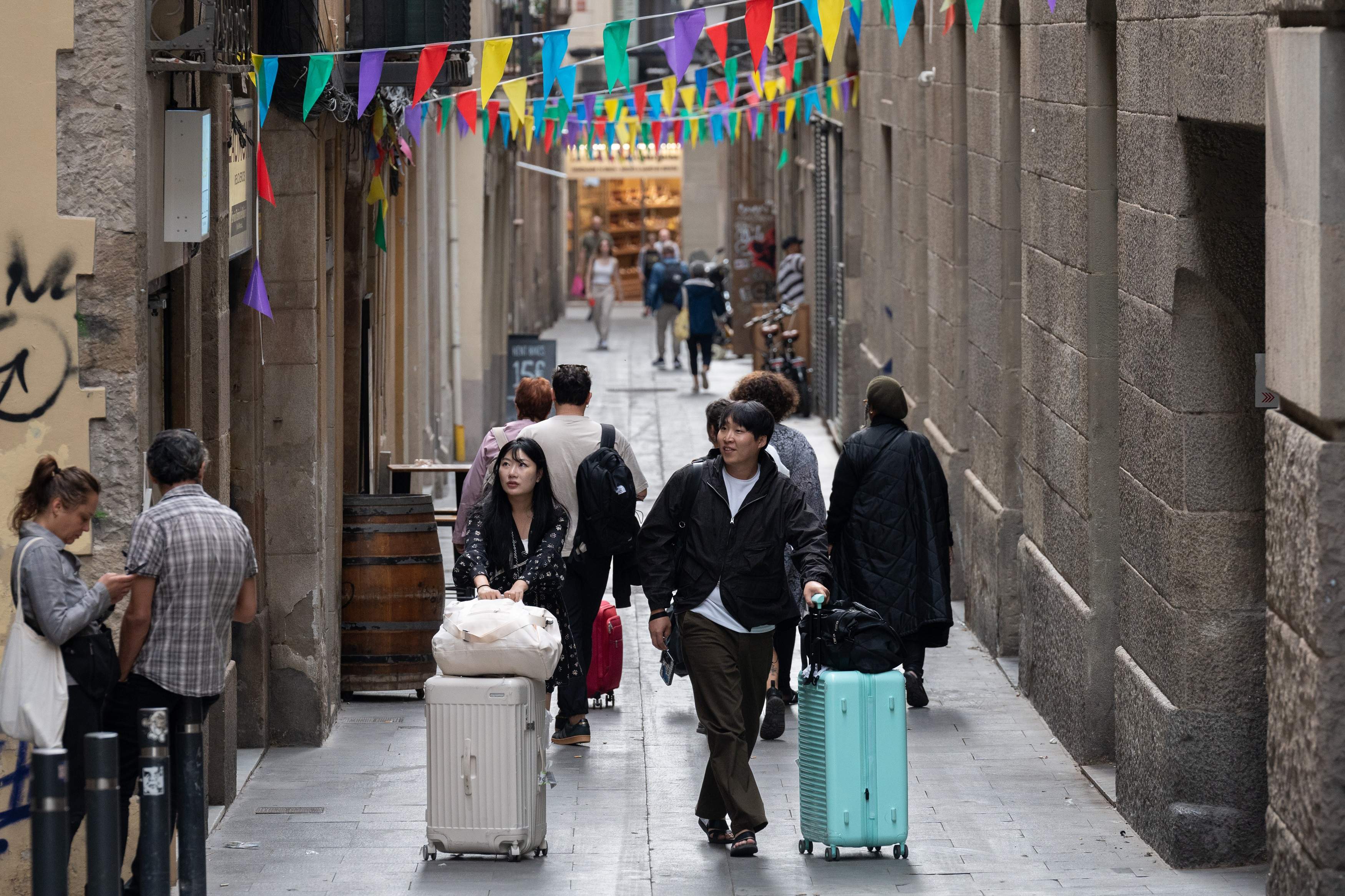 El Ayuntamiento de Barcelona subirá la tasa turística a 4 euros desde el 1 de octubre