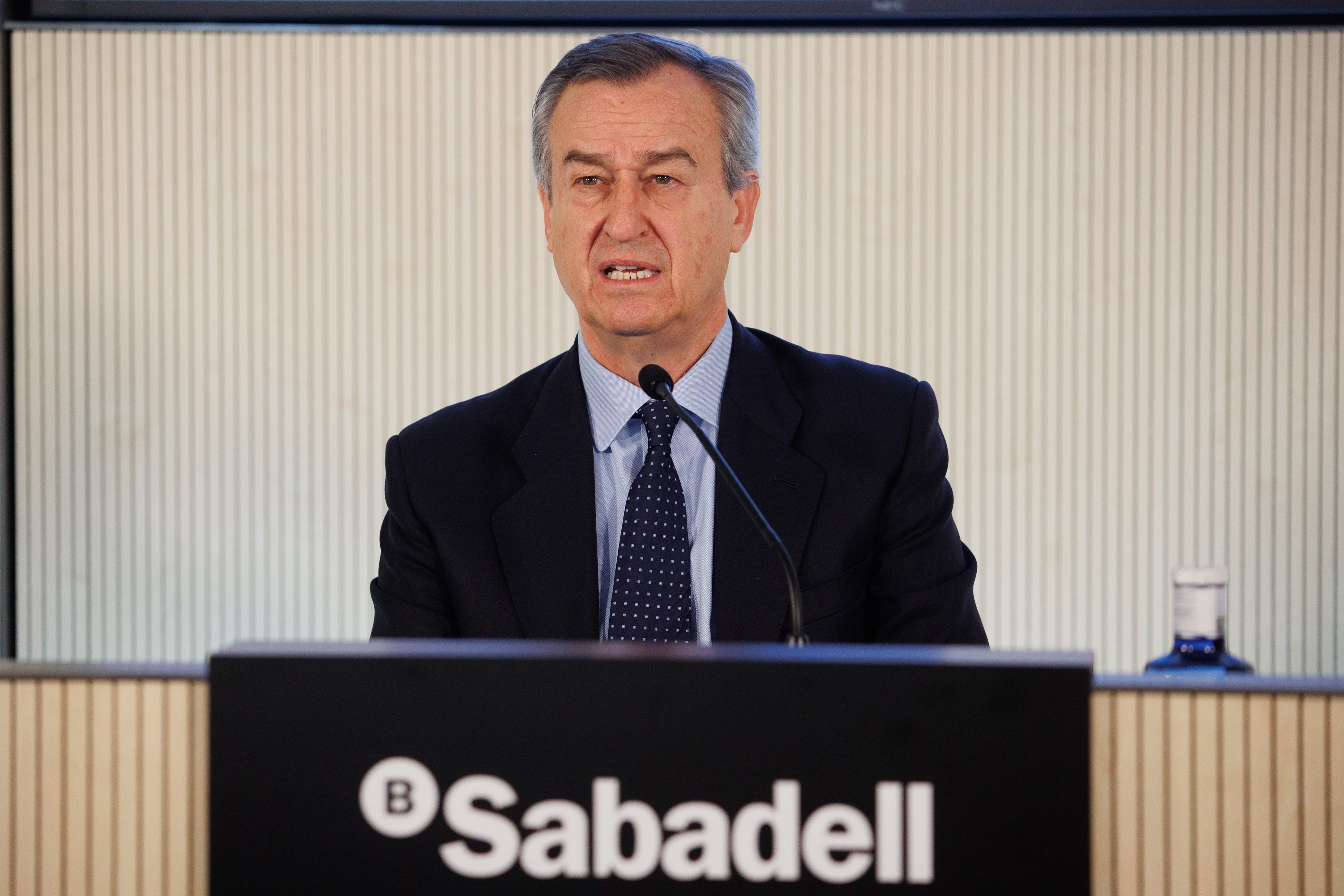 El Sabadell contesta al BBVA: la respuesta de la CNMC a la opa tardará en llegar