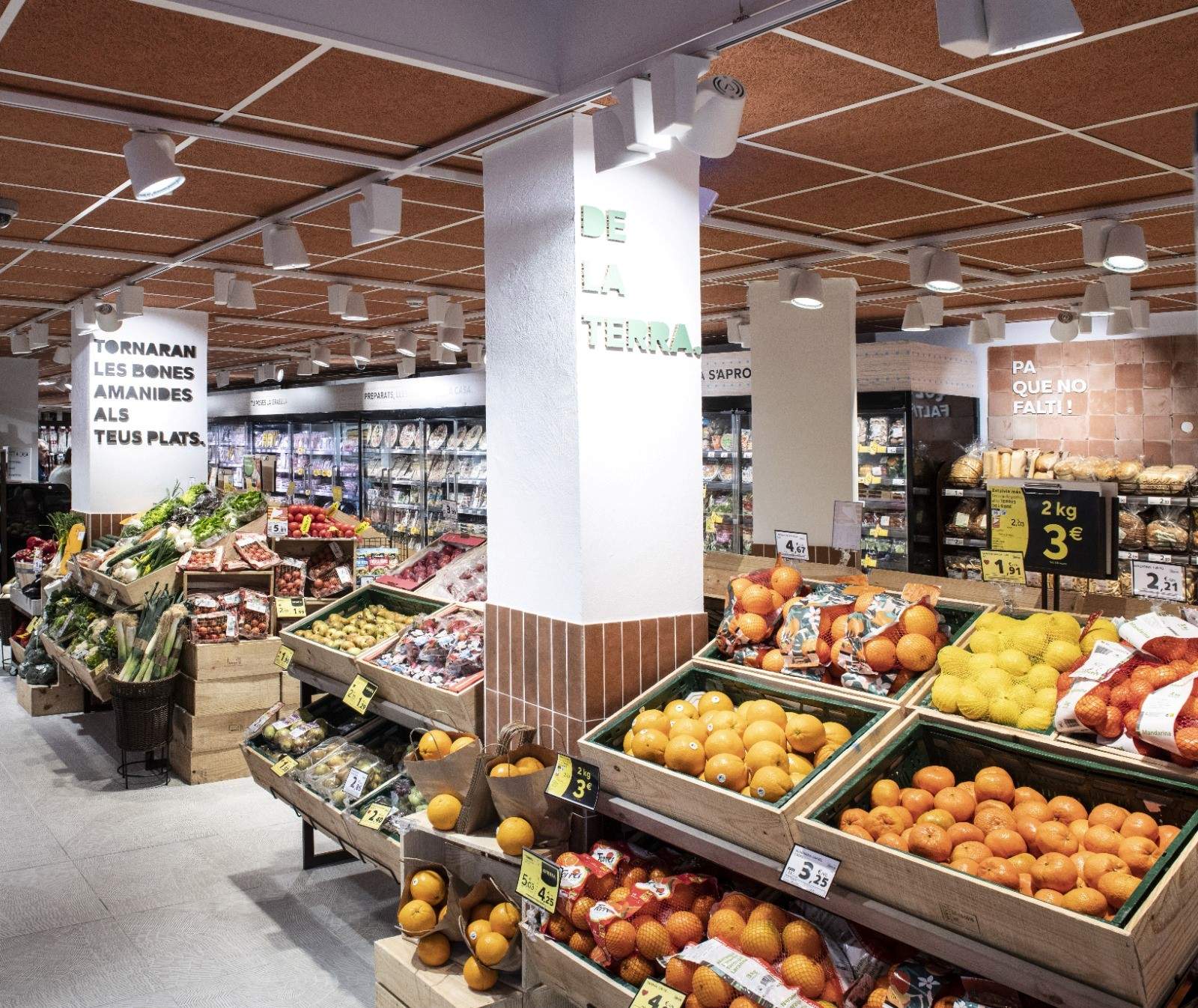 Área de frescos en un supermercat de la cadena Caprabo