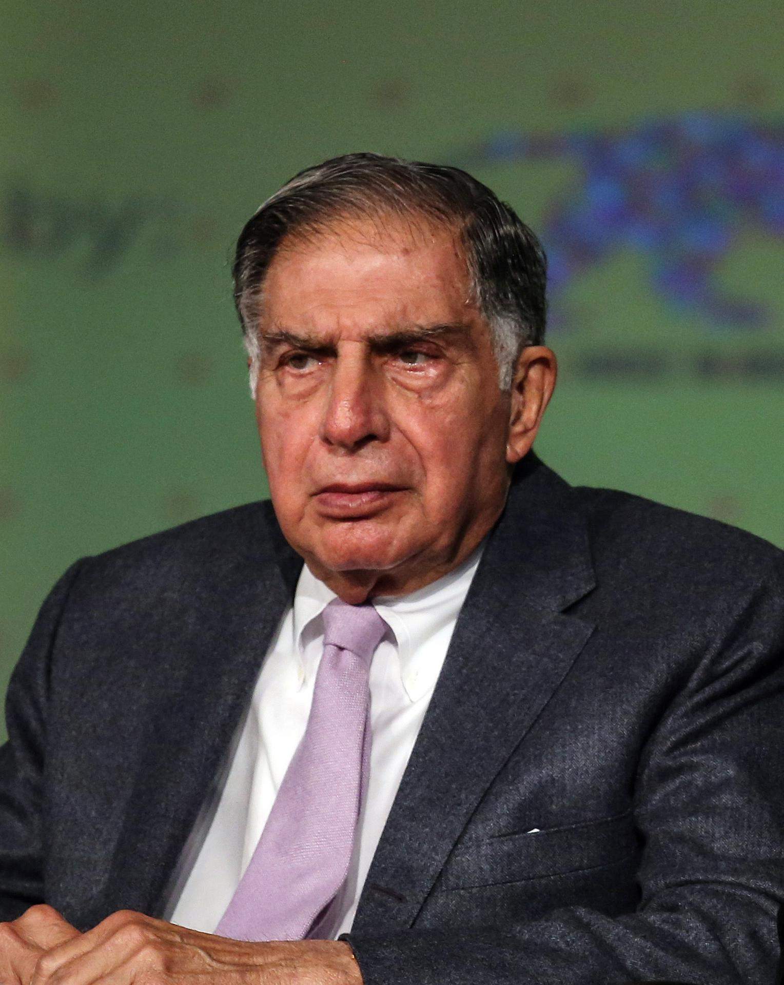 Mor el magnat indi Ratan Tata, que va adquirir Jaguar i Land Rover