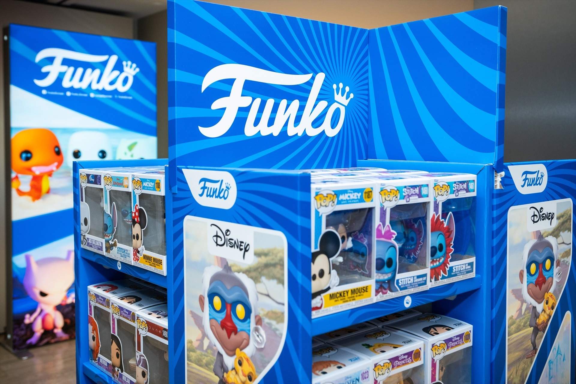 Los muñecos cabezones Funko quieren exponerse en los supermercados y el 'retail'