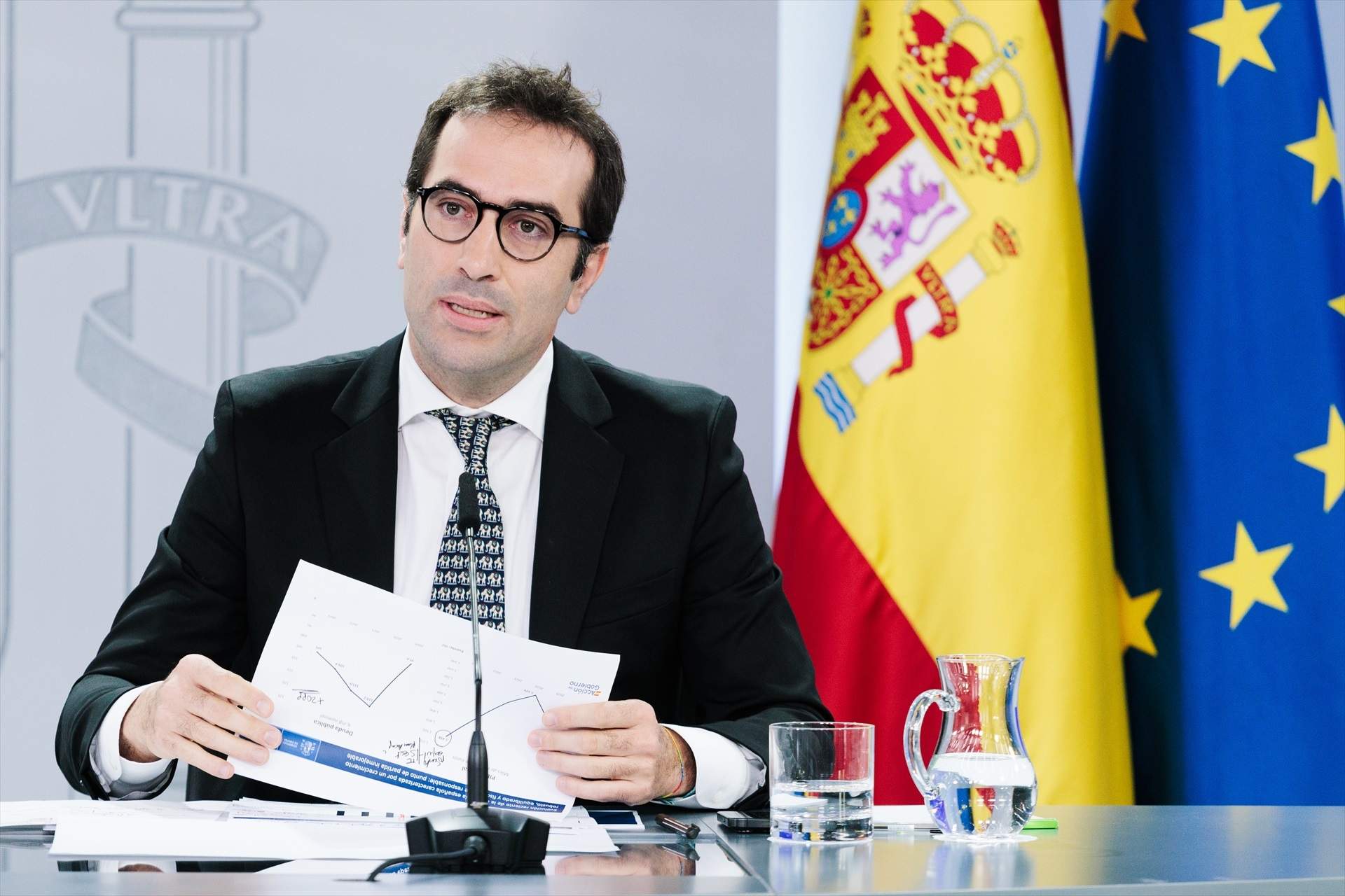 El govern espanyol presenta un pla d'ajustament per baixar el deute al 90,6 % del PIB el 2031