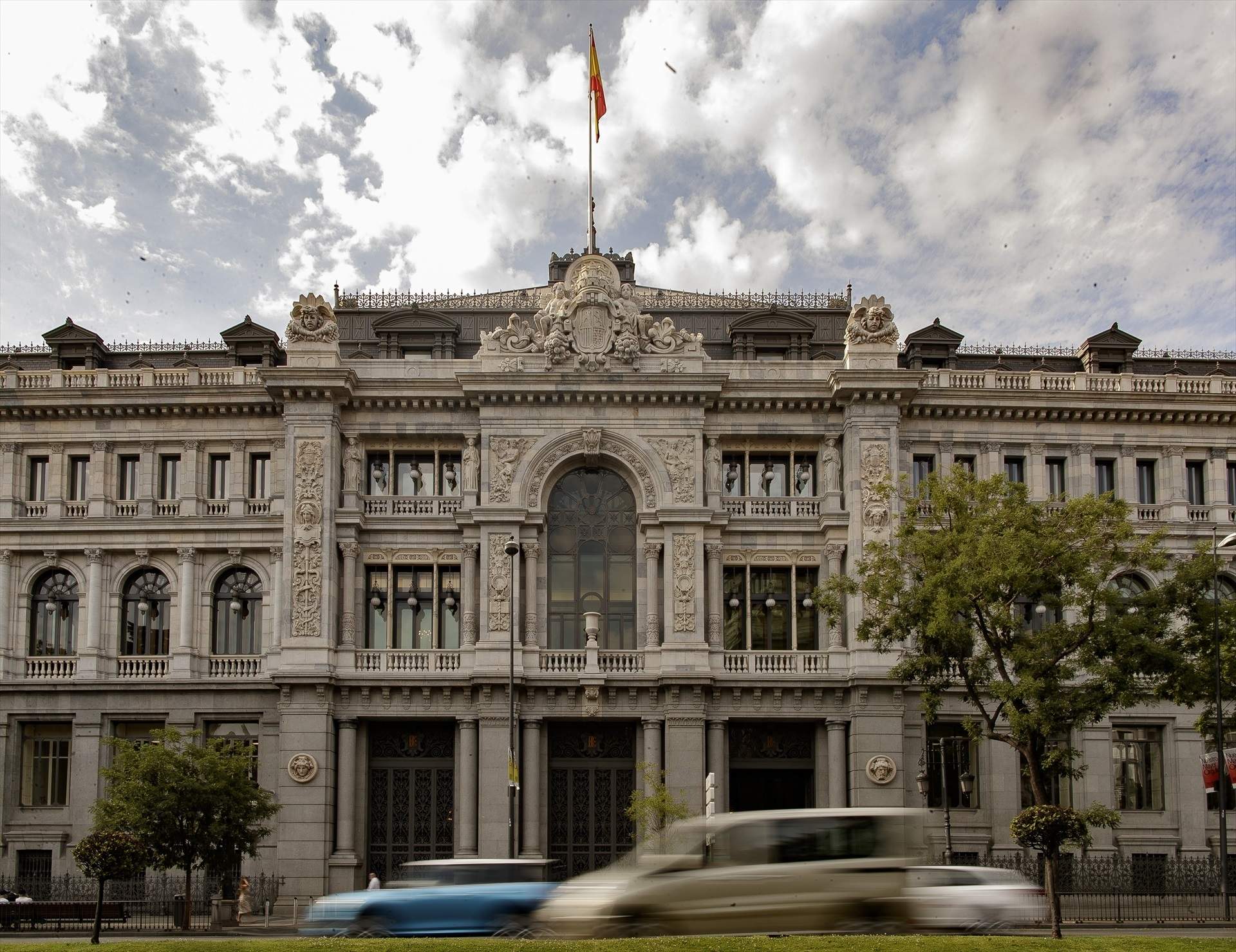 La banca va tallar el crèdit al consum a plenes vacances i la tornada a l'escola