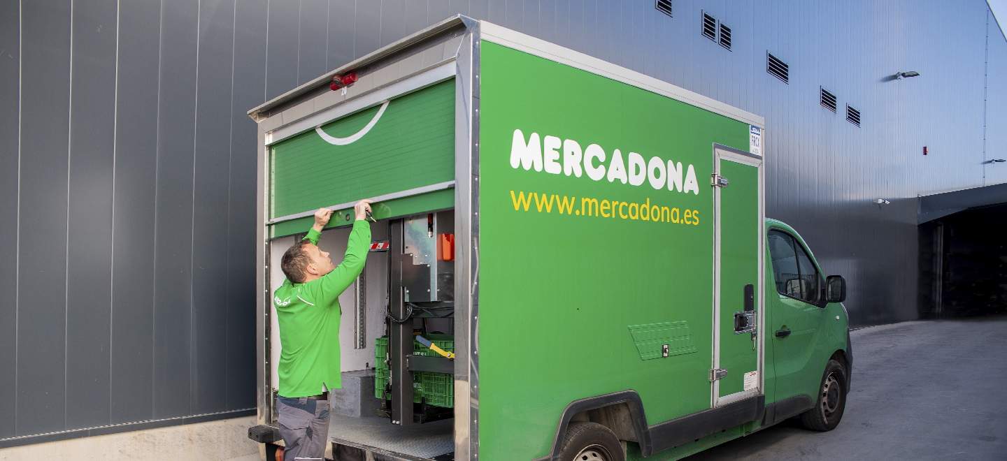 Mercadona busca personal: sous de fins a 2.100 euros per torns nocturns o 1.200 euros per tres dies