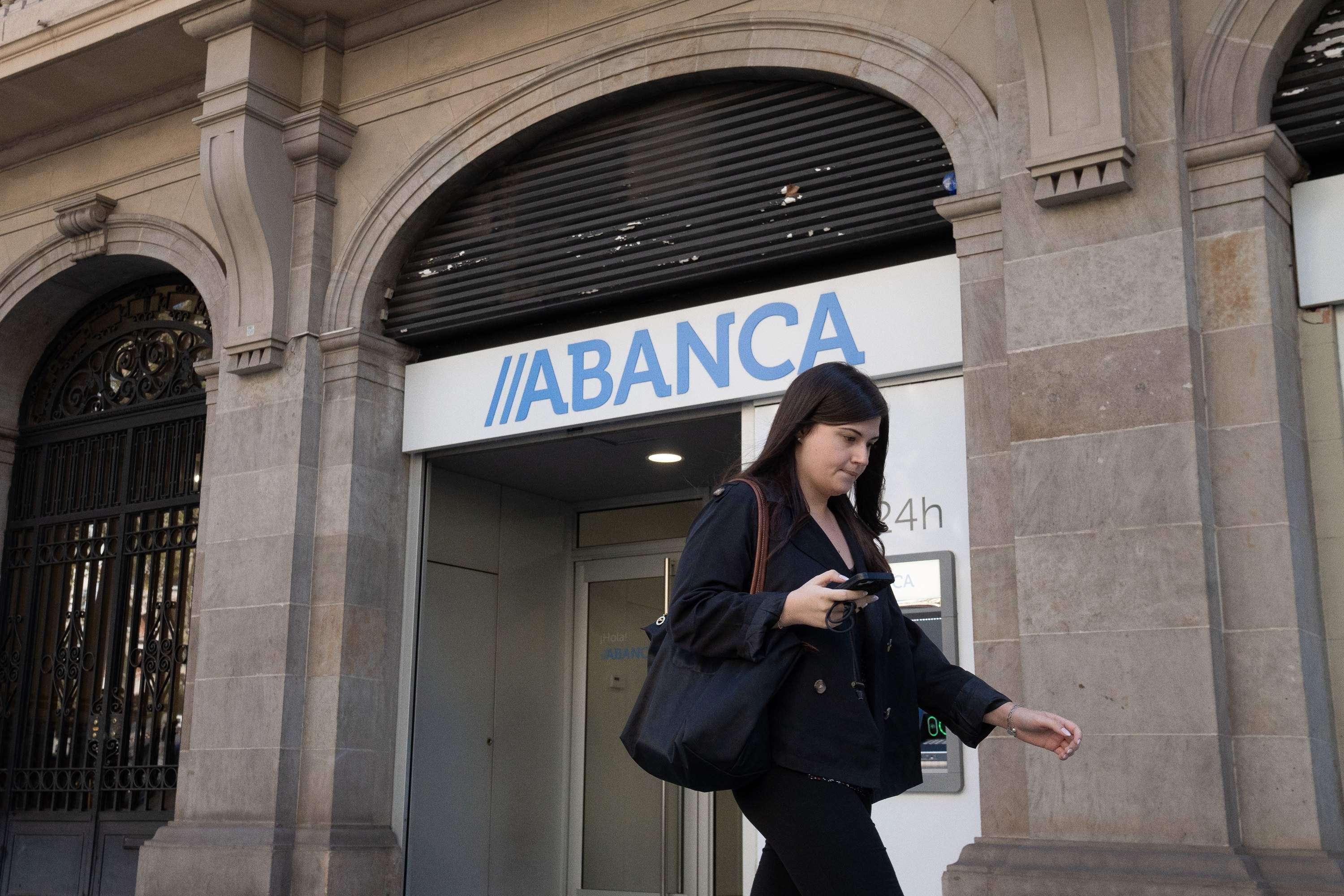 Una oficina de Abanca . EP