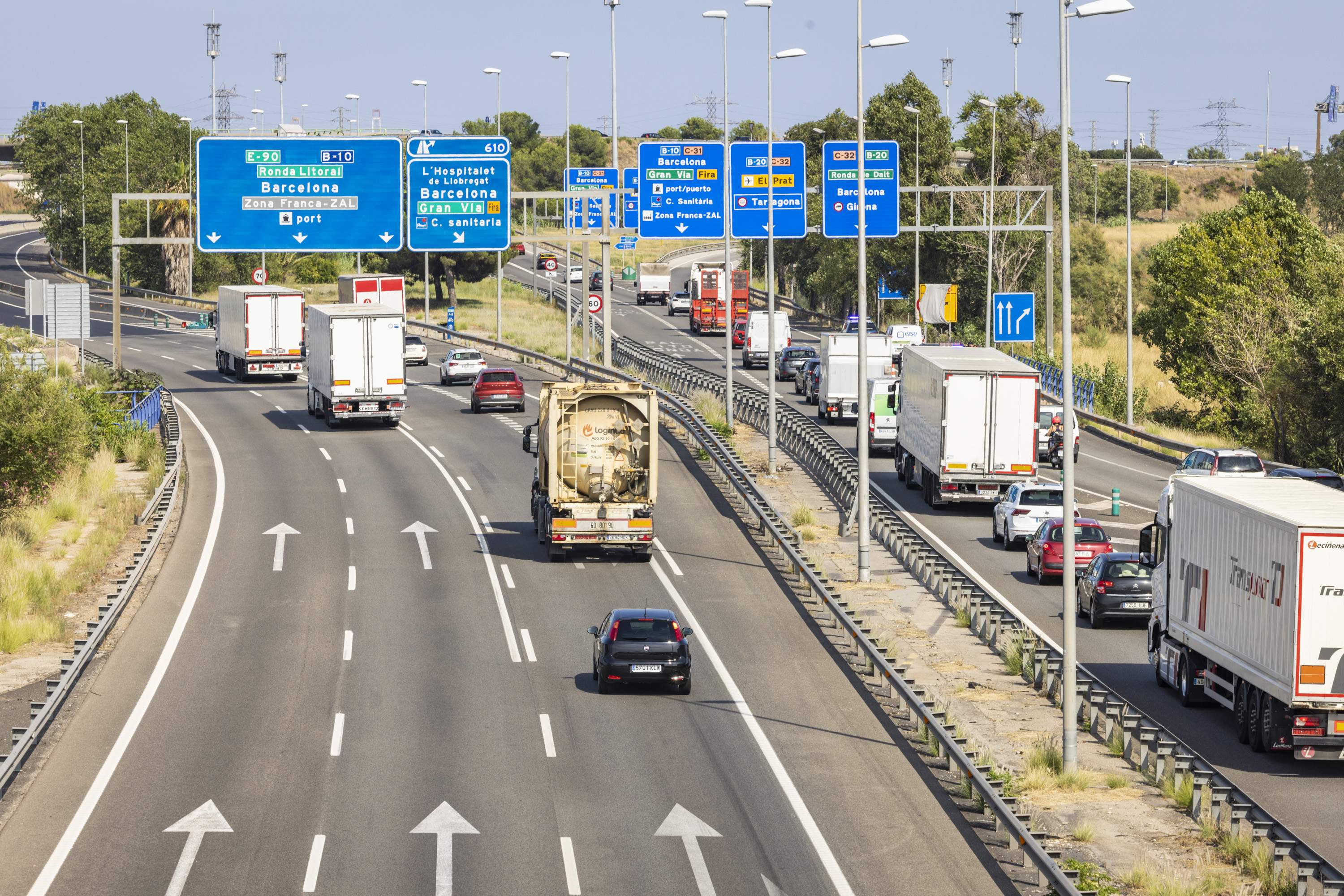 El Govern aprova un programa de transformació de les infraestructures viàries per generar energia renovable