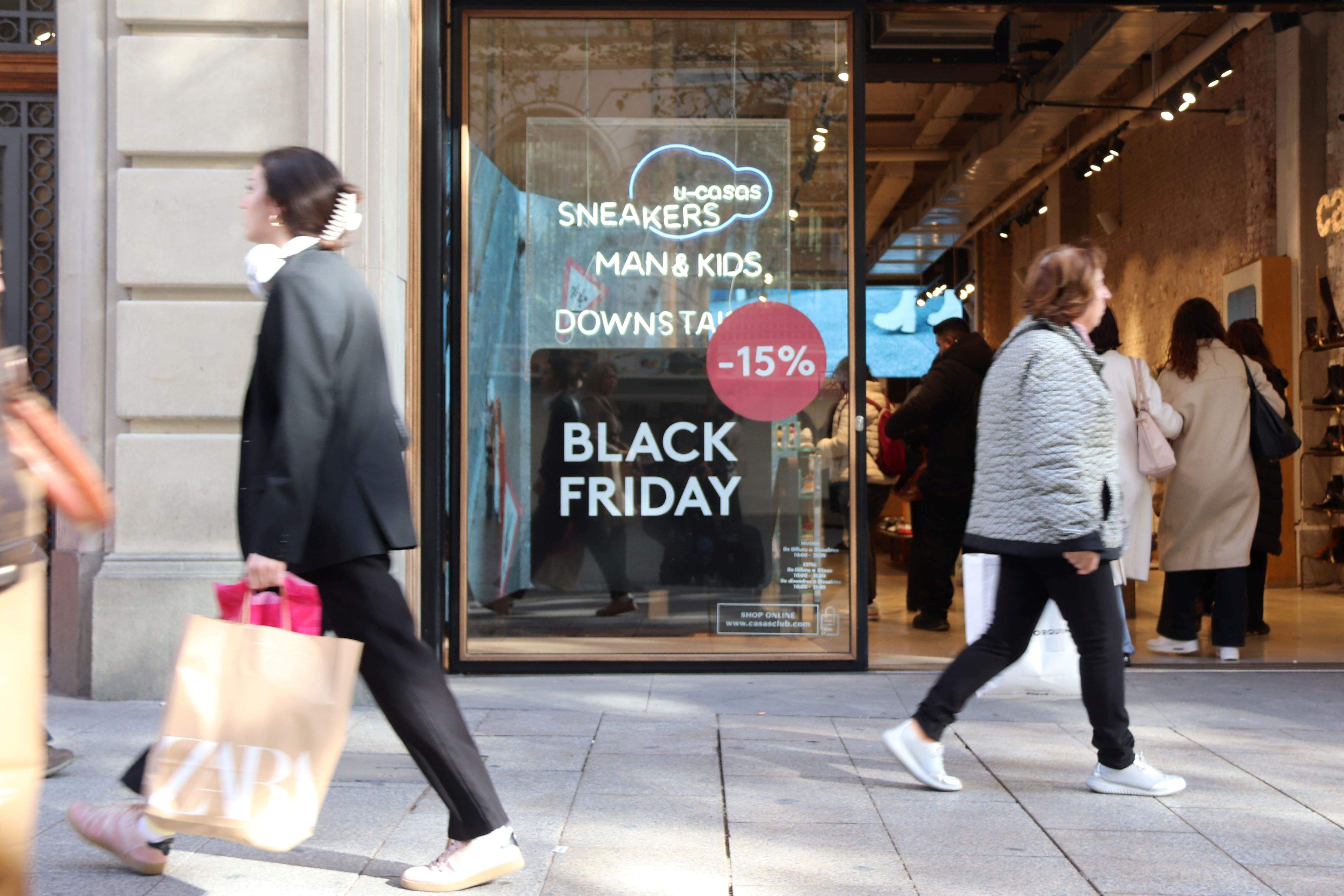 El Govern amplia els controls a les ofertes del Black Friday i inspeccionarà un 45% més d'empreses