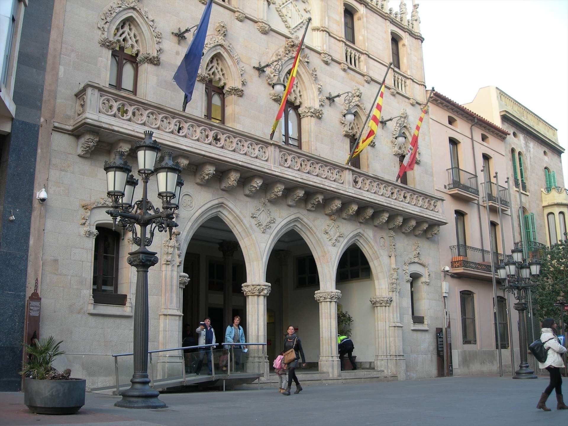 Terrassa, ciudad líder de la municipalización del agua, sube precios un 40%