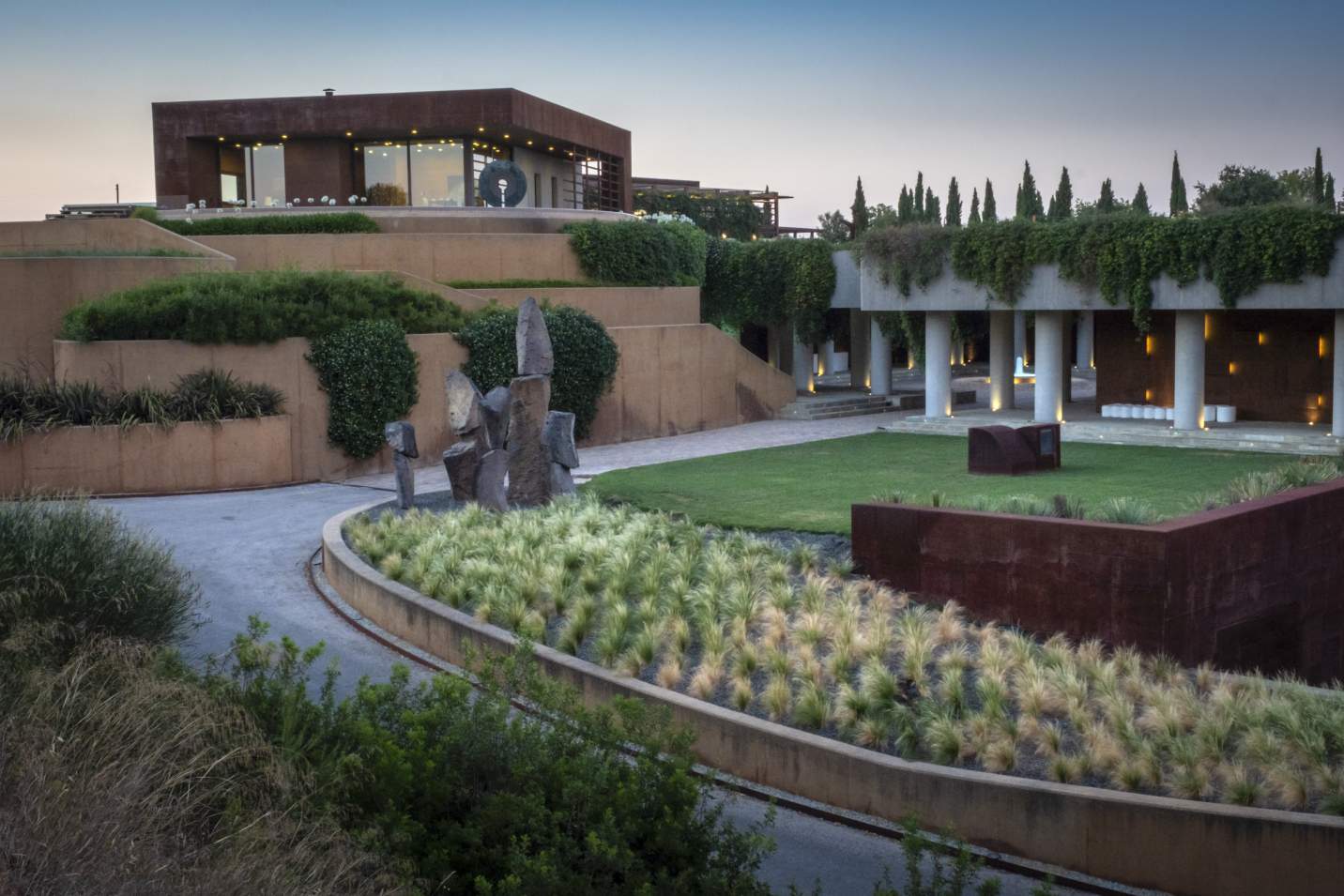 La bodega de Familia Torres, en Pacs del Penedès (Barcelona)