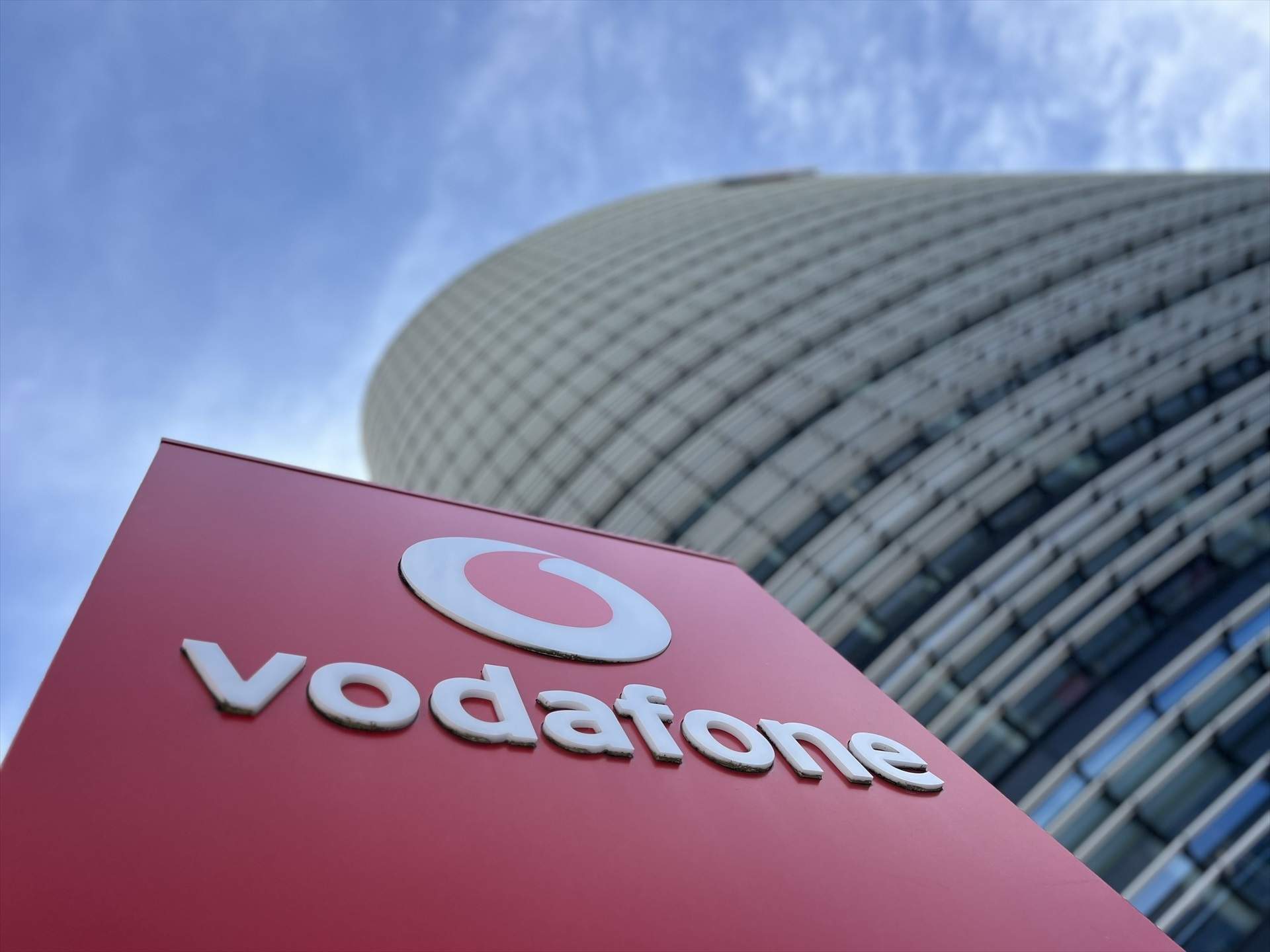 Masorange i Vodafone crearan un gegant de fibra europeu amb valor de 10.000 milions