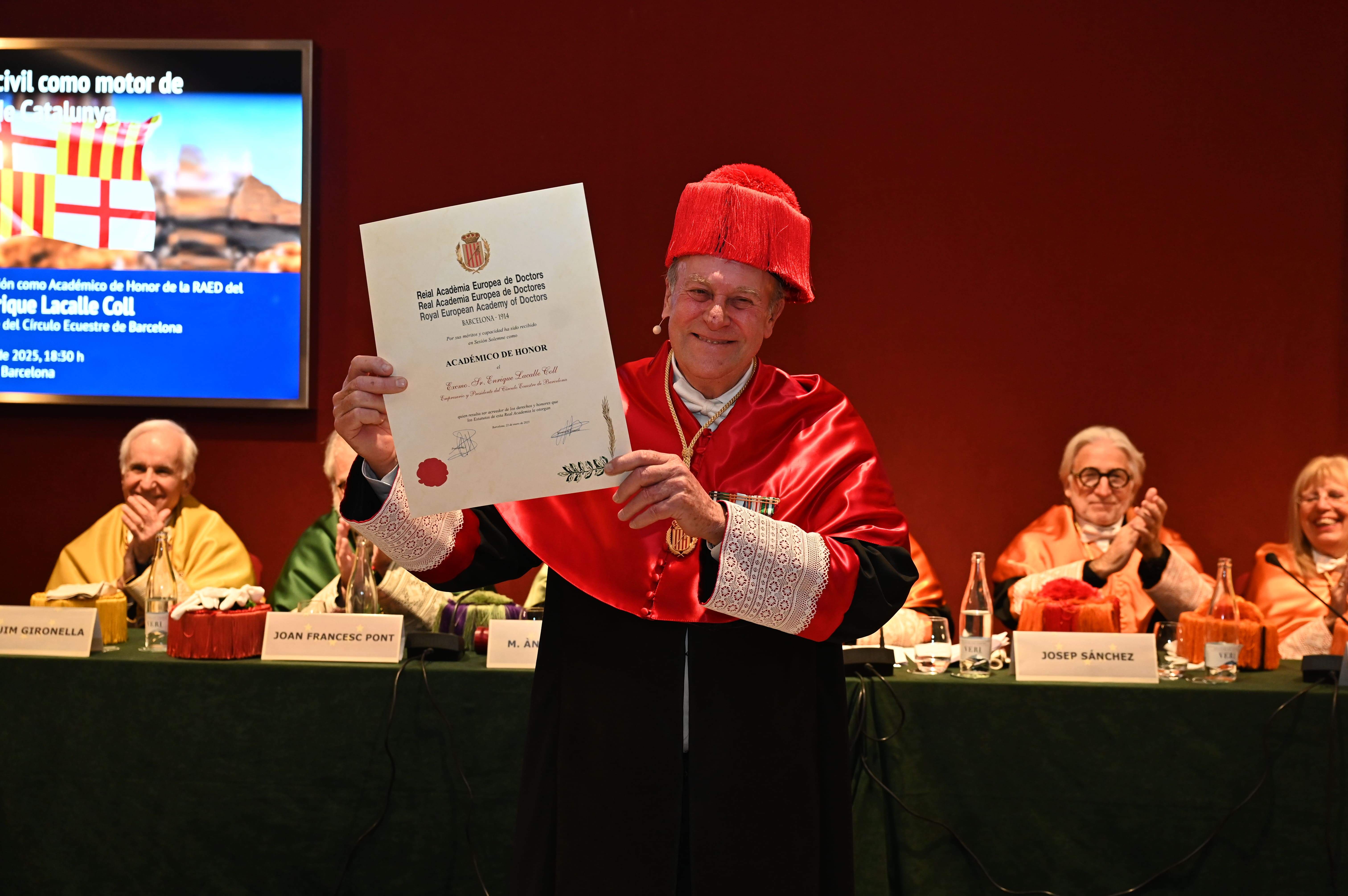 Enrique Lacalle, acadèmic d'honor de la Reial Acadèmia Europea de Doctors