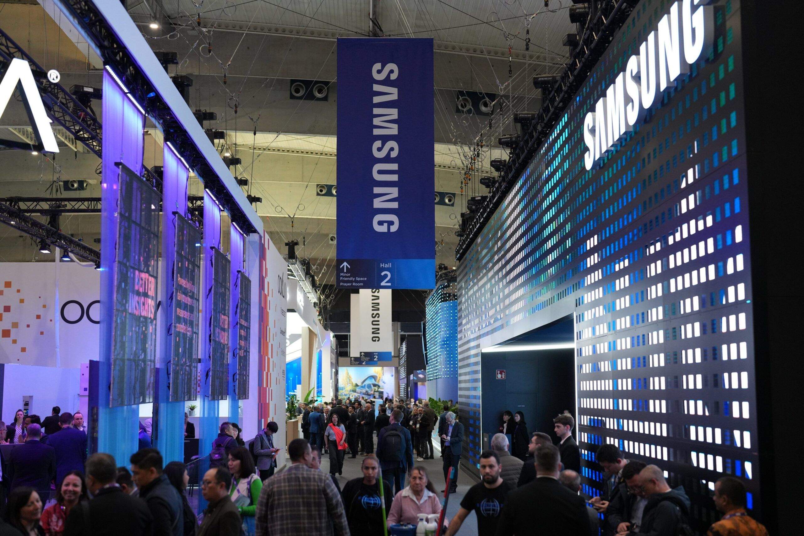 mwc samsung interior