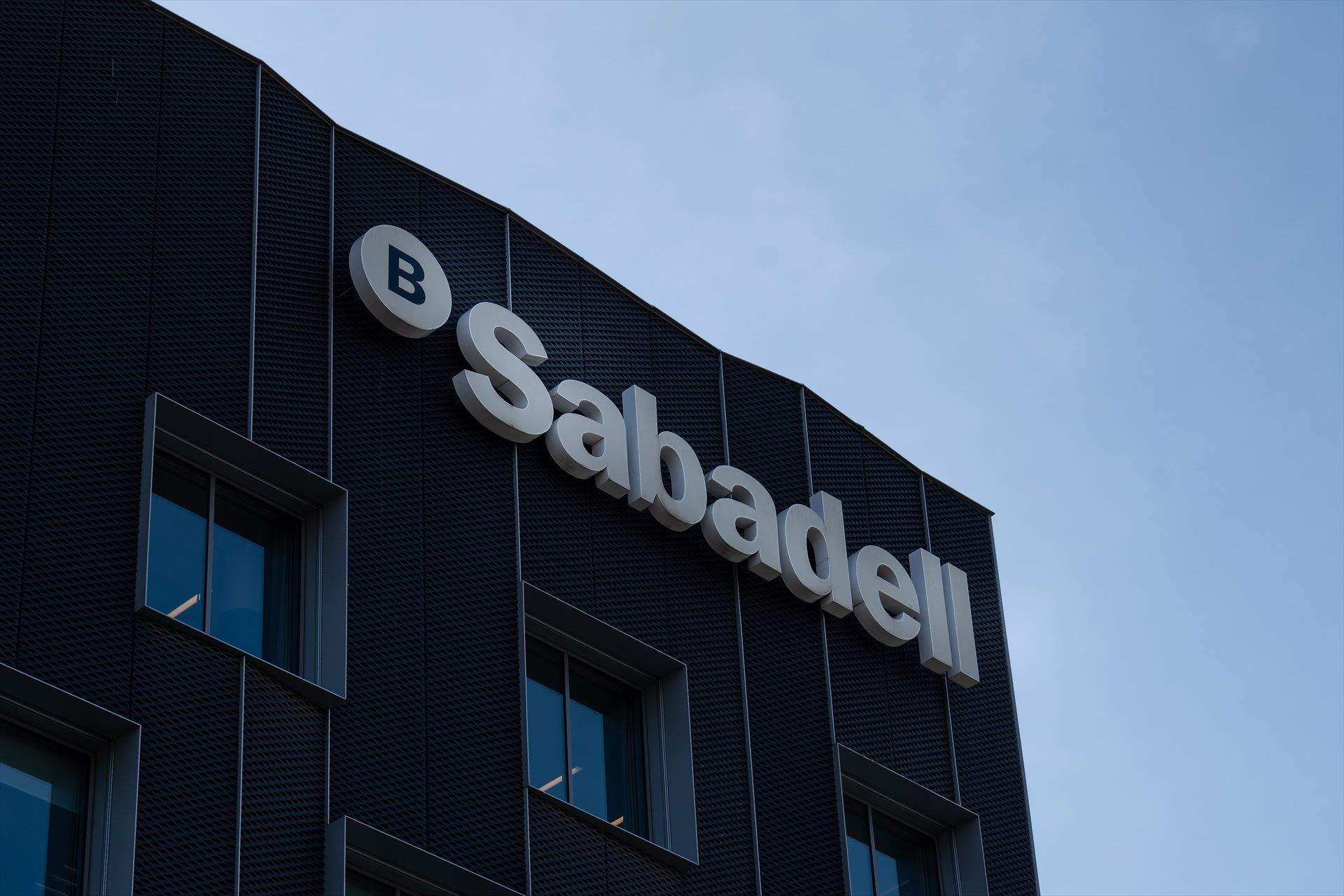 El Sabadell blinda els seus consellers independents reforçant els seus requisits de no competència