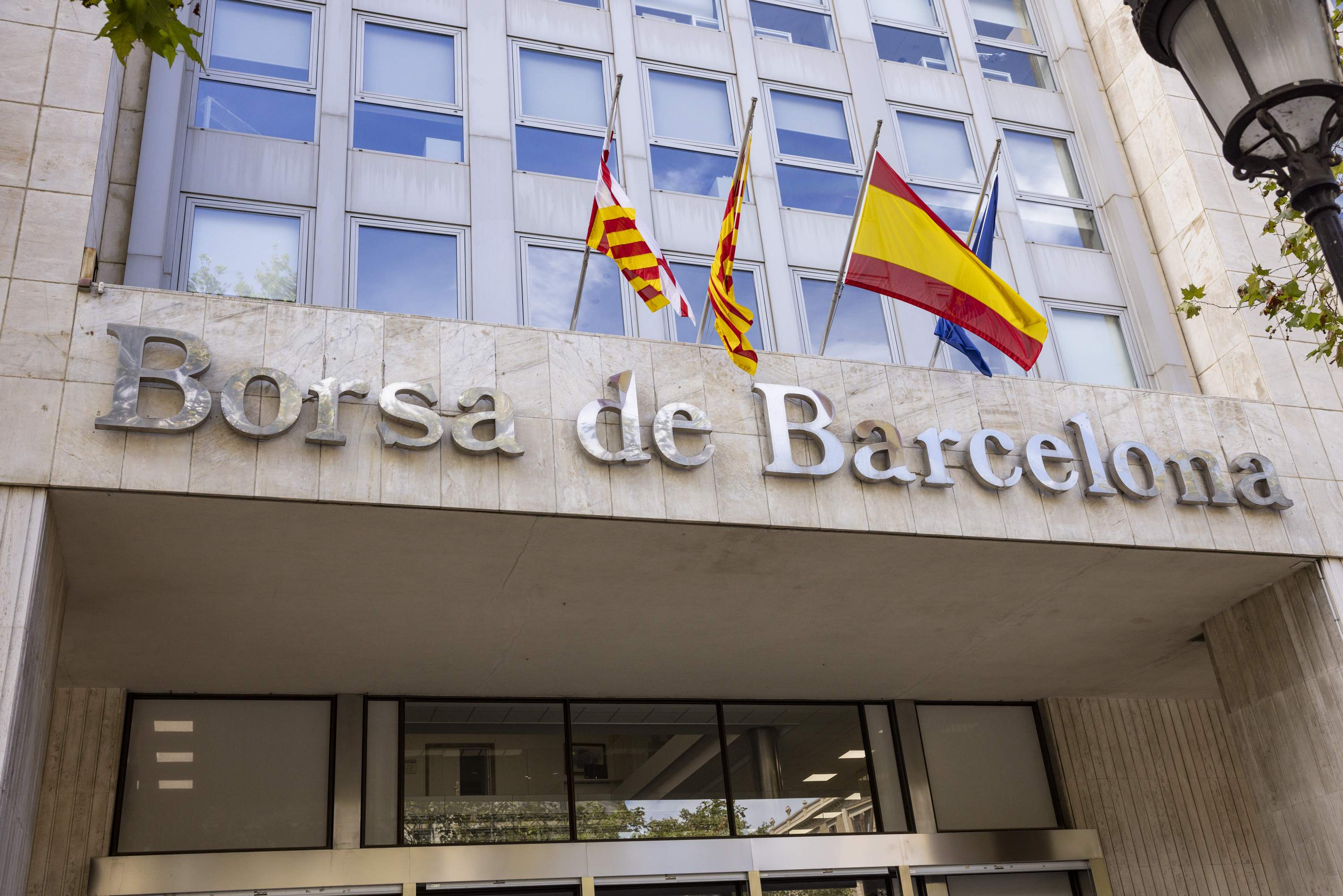 El Govern dona el tret de sortida al Barcelona Finance Cluster per acollir 50 membres el 2025