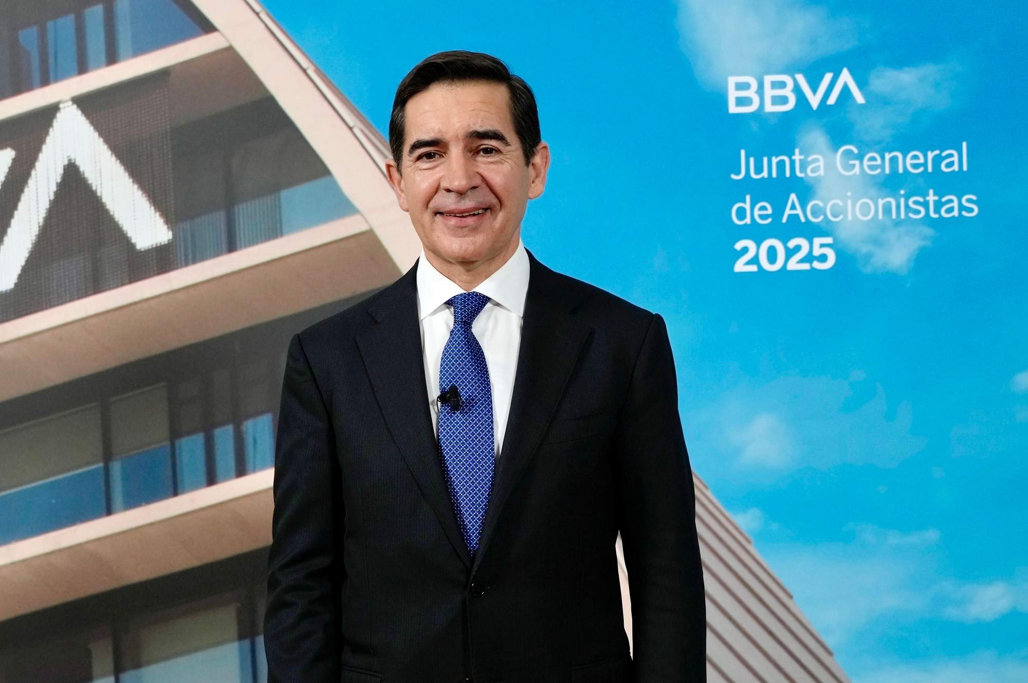 Torres asegura que los compromisos de BBVA para comprar Sabadell "no tienen precedentes"