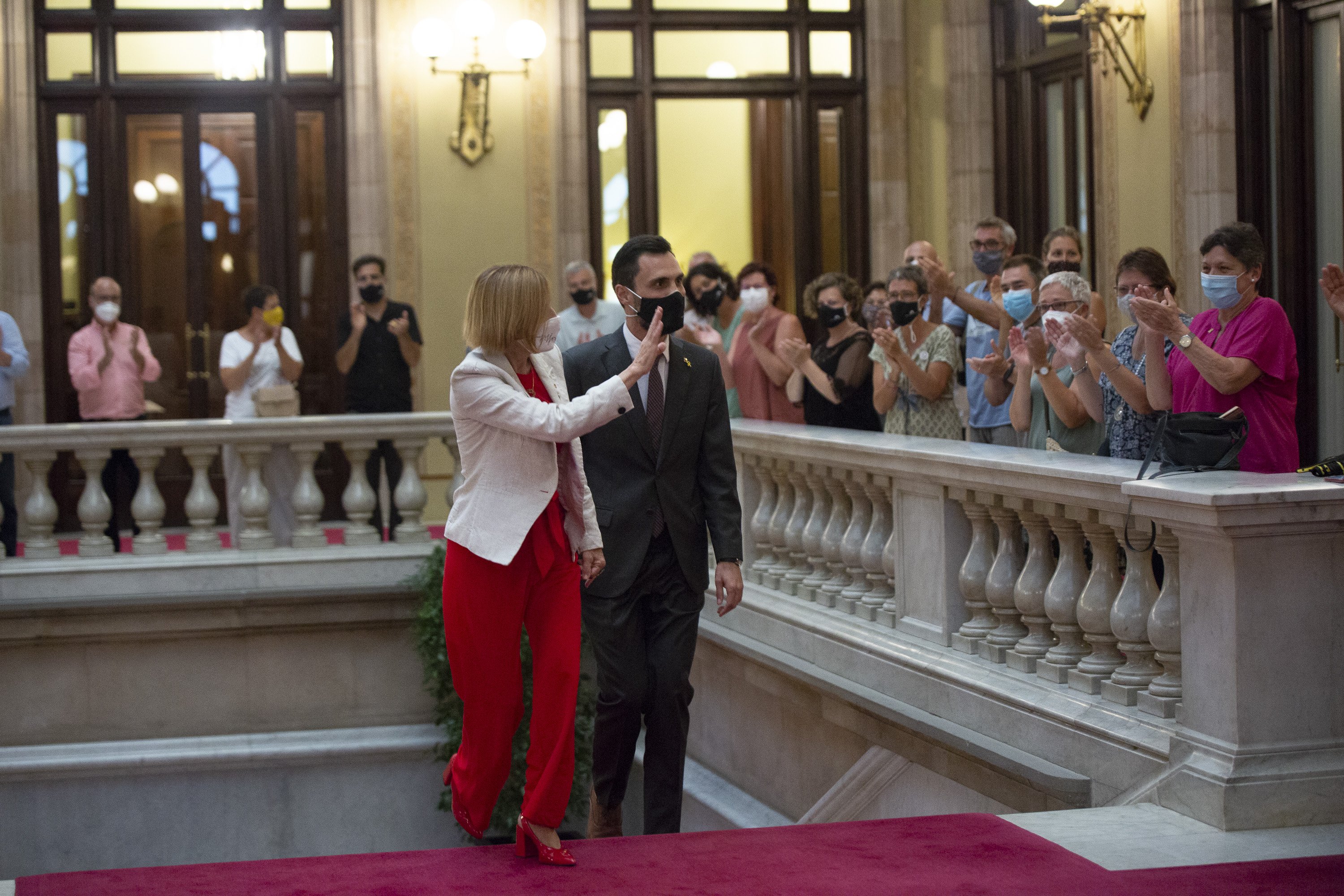 Carme Forcadell Devuelve al Parlamento Roger Torrent Covid 19 coronavirus - Sergi Alcazar