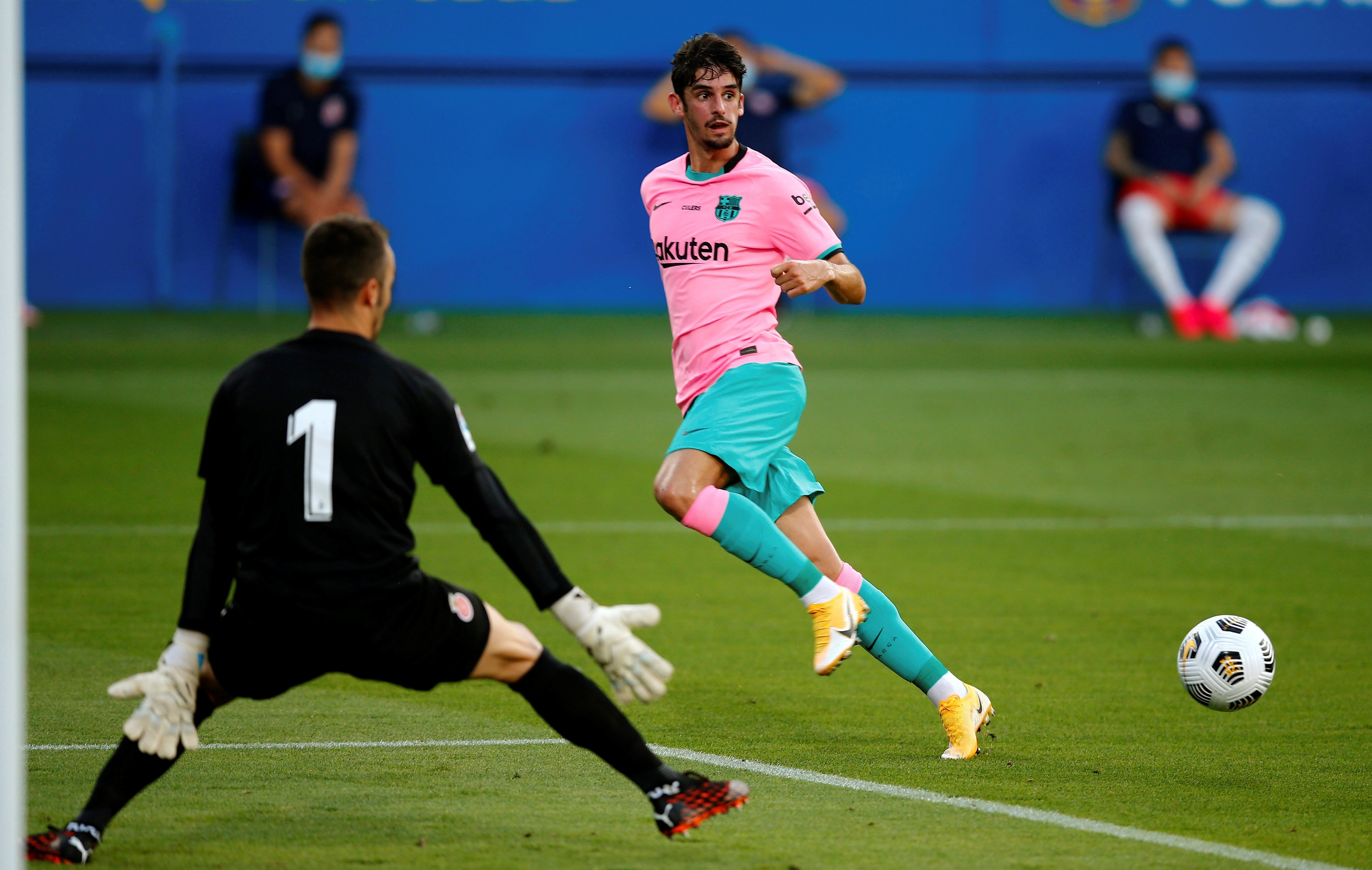 El nyap de l'equipació rosa i verda del Barça: ni els jugadors la volen