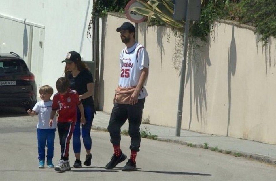 shakira pique familia esplugues