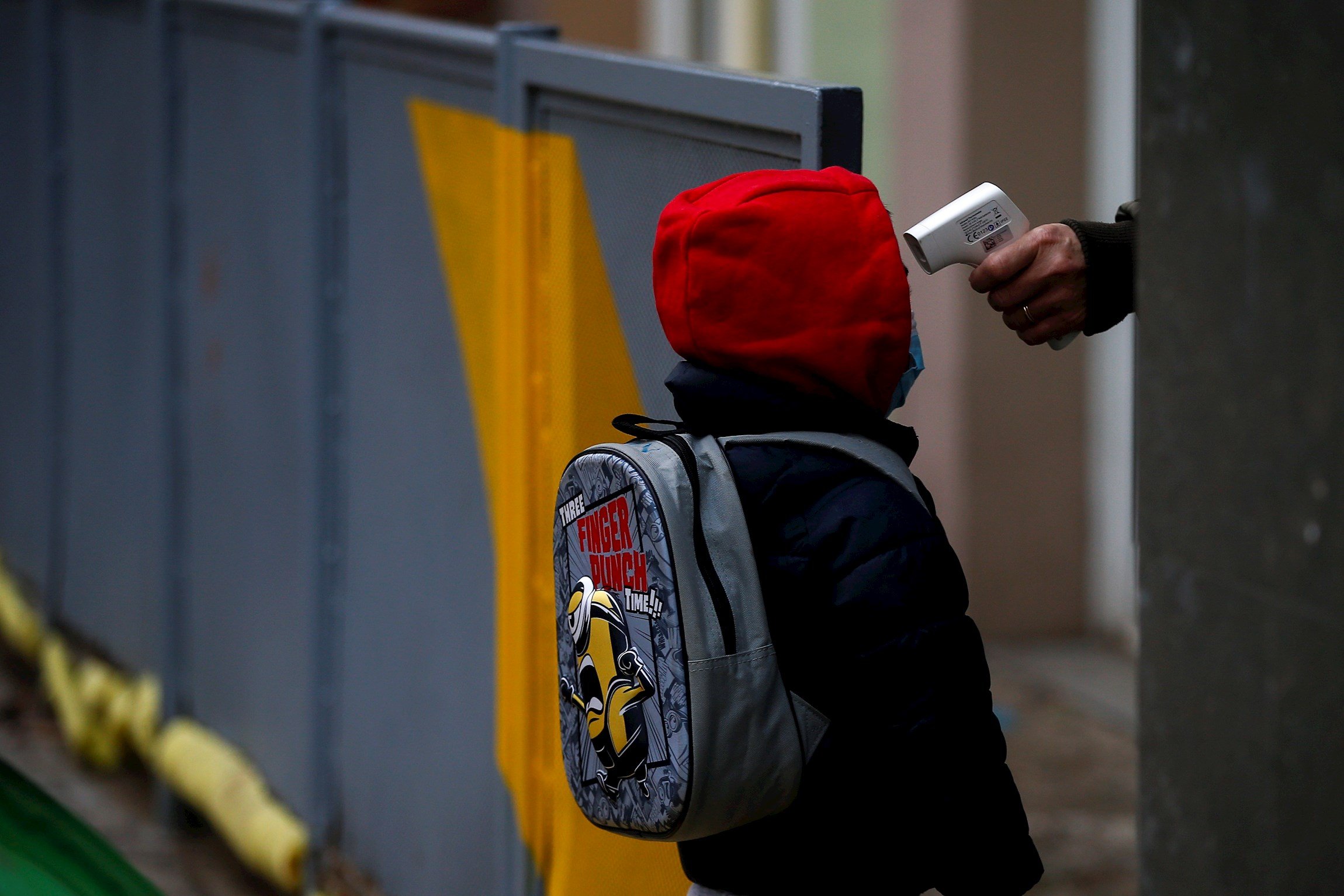 ¿Vacunación en las escuelas? Sanidad no lo aclara y lo decidirá cada autonomía