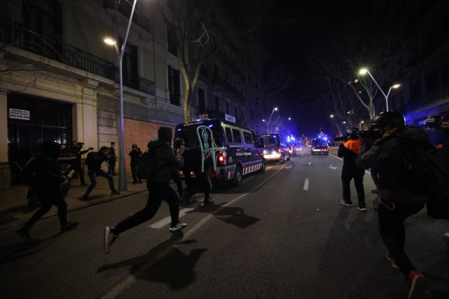 manifestacion barcelona detencion pablo hasel disturbios - Sergi Alcàzar