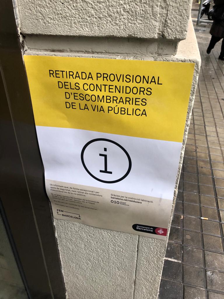 Cartell retirada contenidors protestes hasél   Lluís Bou