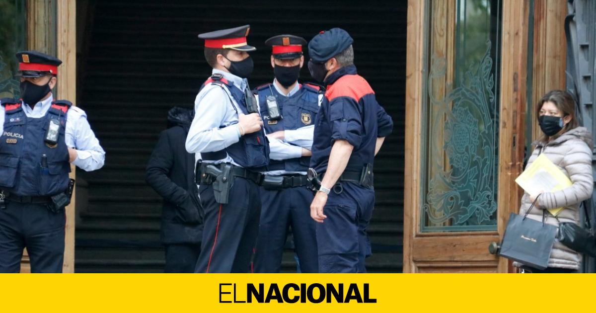 Anulan La Sanción Al Mosso Que Dijo: "¡La República No Existe, Idiota!"