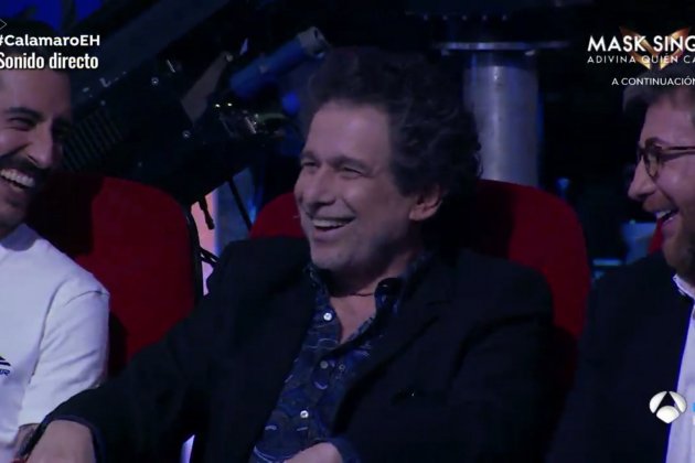 Calamaro rie Antena 3