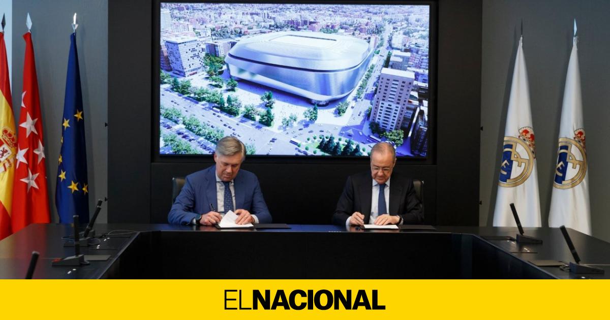 Real Madrid: Lo que no se vio de la gira del Real Madrid: documentos  'confidenciales', el objeto inseparable de Ancelotti