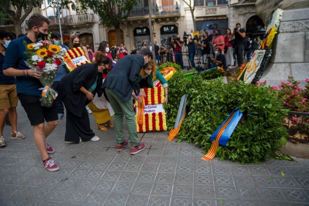 Diada 2021 ofrenda comu podem  rafael casanova barcelona / Europa Press