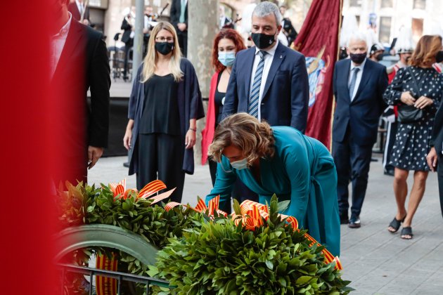 Ada Colau ofrenda Casanova Diada 2021 / ACN