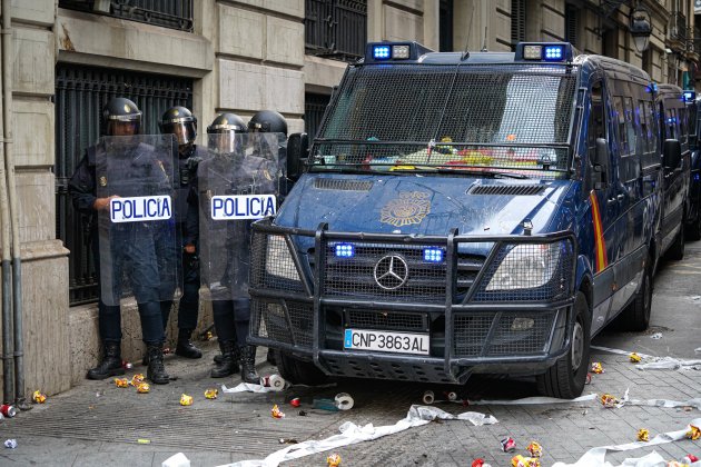 jefatura de policía, via laietana, diada de catalunya - Pau de la Calle