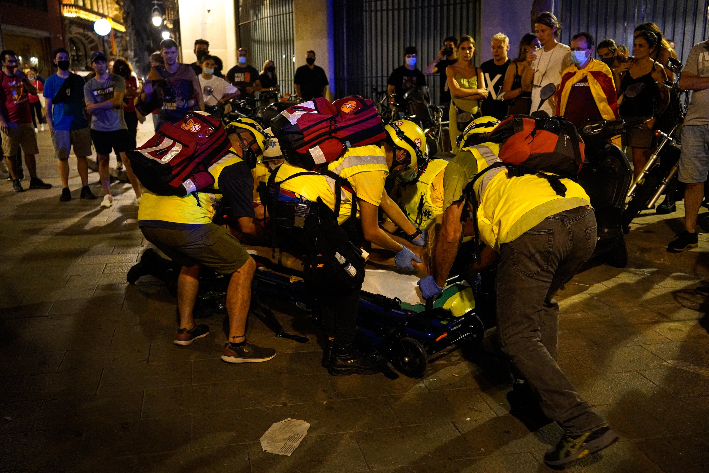 jefatura de policia, diada de catalunya, atención samur - Pau de la Calle