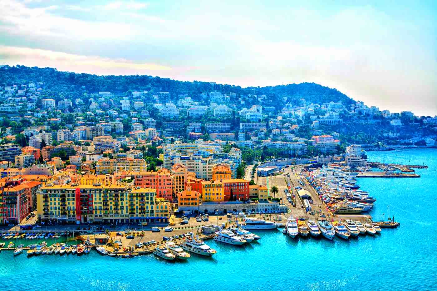 Hoteles por menos de 50 euros en Niza para este puente del Pilar