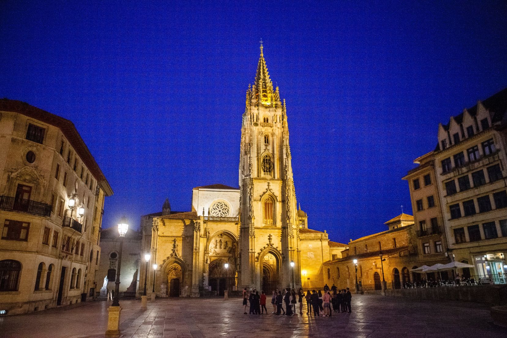 Descubre Oviedo y alójate por menos de 50 euros la noche