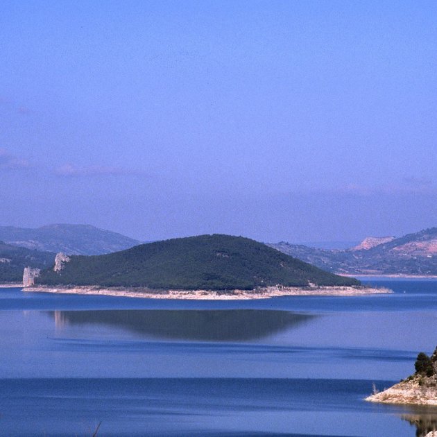 Embalse de Entrepeñas Wikipedia CC BY 2.0