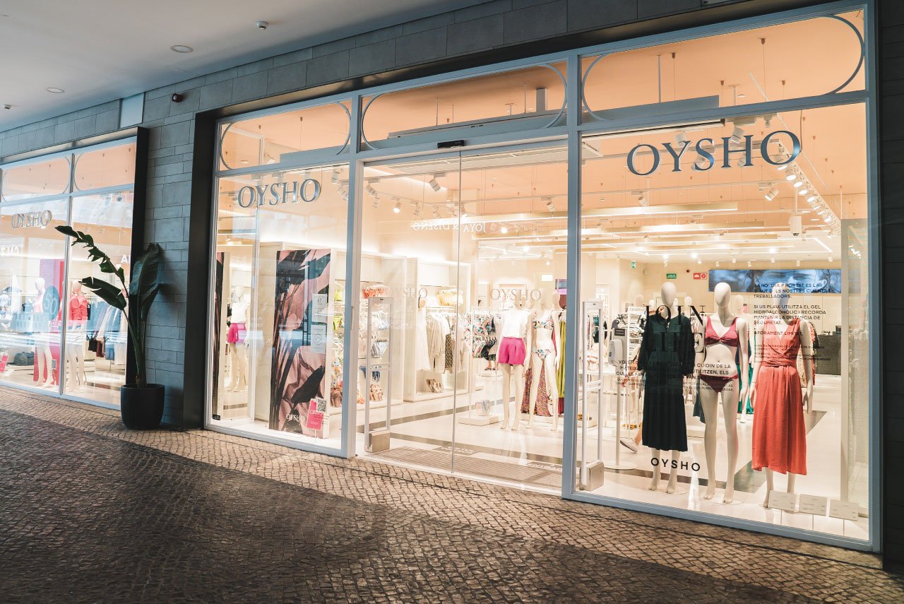 Oysho asalta el “look street” con el pantalón favorito de las más modernas, arrasa
