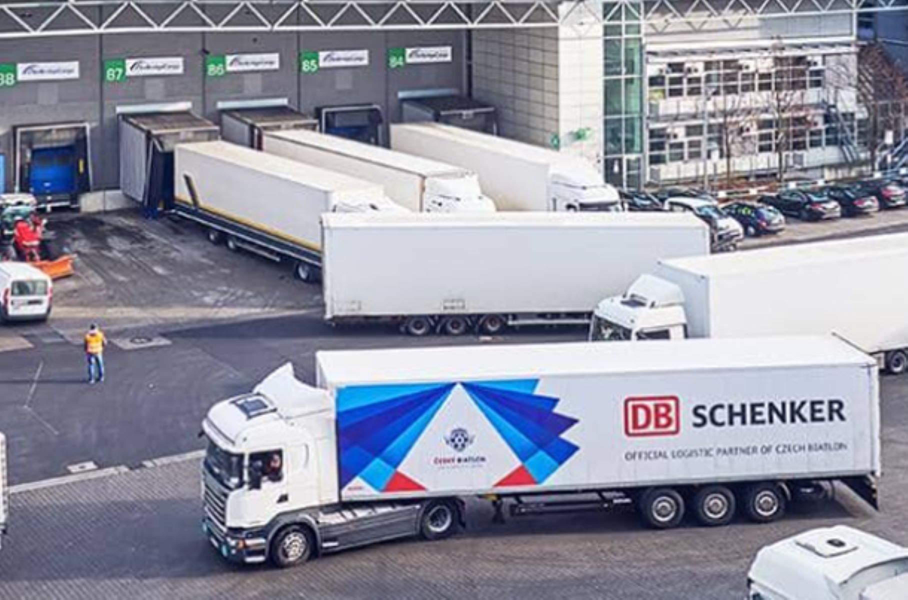 DB Schenker amplía su red global con dos nuevas adquisiciones en España