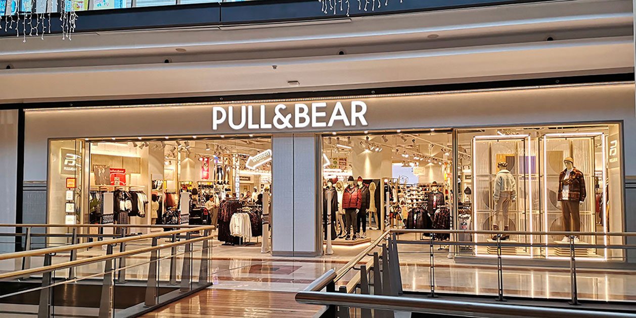 Pull&Bear porta dels anys 90 el top que que es va convertir en supervendes