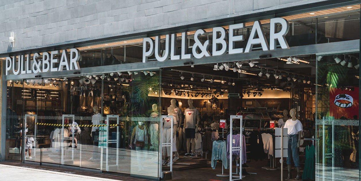 Llegan por 35,99 euros a las novedades de Pull&Bear: las sandalias planas de yute con lazada perfectas