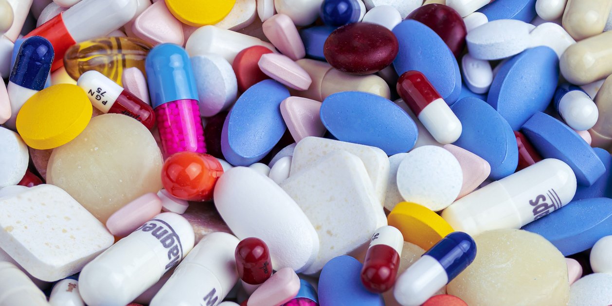 pastilles medicament antibiotico Unsplash Myriam Zilles