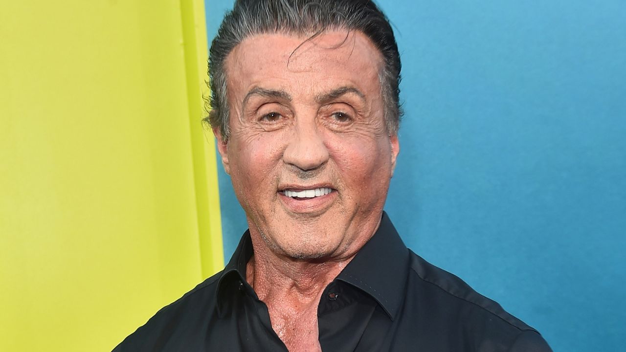 Sylvester Stallone rejuvenece 30 años gracias a la tecnología