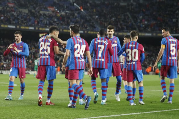 Aubameyang Busquets Gavi Pique Dembele celebracion gol Barça jugadores EFE